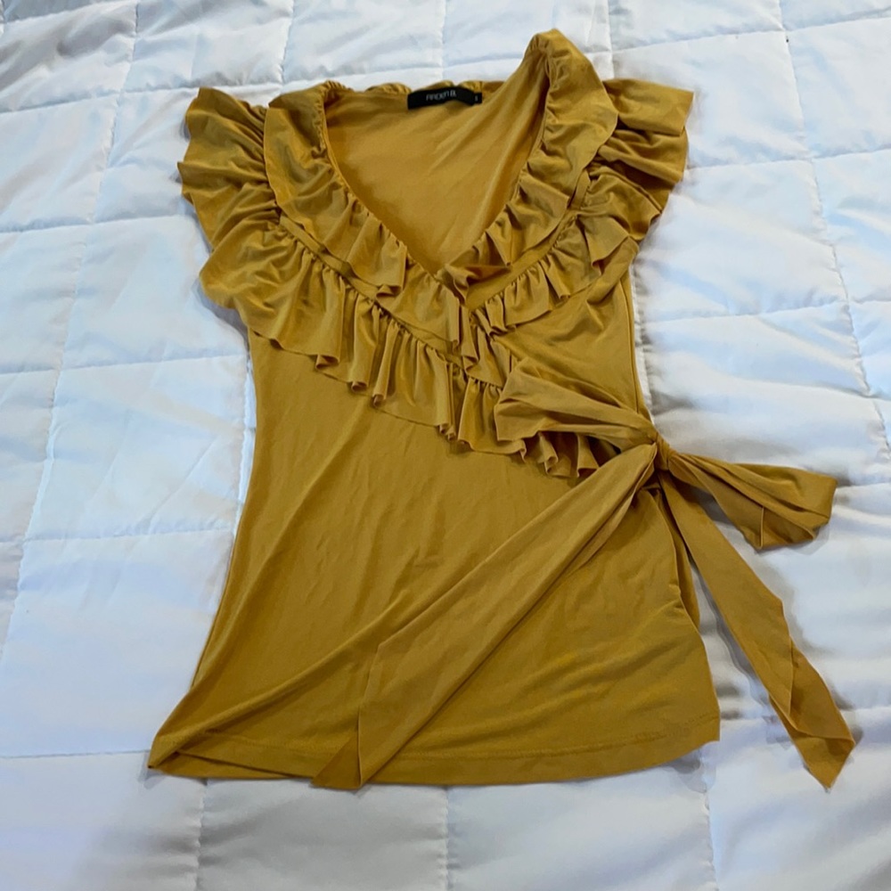 Arden b top